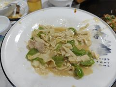 -东北农家院·铁锅炖(莘庄店)