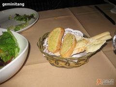 免费面包-咖啡苑自助餐厅·中国大饭店