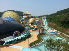 -平湖九龙山乐满地水上乐园
