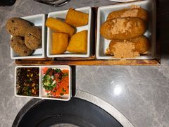 -野山舂·贵州现舂酸汤牛肉(民生路店)
