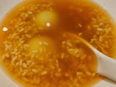 老红糖醪糟炖黑芝麻汤圆-眉州小吃(魏公村店)