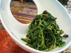 -乡村馕坑肉·烧烤·新疆菜·本地人更爱吃(阿勒泰首店)