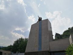 -平西抗日烈士陵园