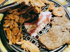 烤香葱牛五花-小米烤肉-泥炉炭烤(常营店)