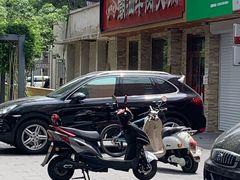 -鲜锦记潮汕牛肉火锅(月坛店)