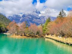 -玉龙雪山蓝月谷