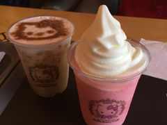 -Hello Kitty Cafe(弘大店)