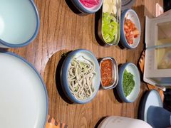 -明洞阿姨·韩式酱蟹烤肉·创意料理(三元桥店)