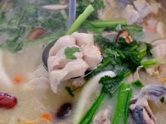 -姚记抚仙湖野生菌石锅鱼庄