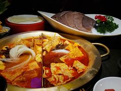 -九鼎轩脆毛肚火锅(南京东路店)