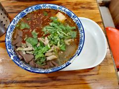 鸭血粉丝汤-叶新小吃店(来凤小区总店)