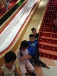 -奈尔宝·儿童乐园·亲子餐厅(前滩店)