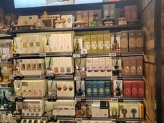 -胖东来生活广场(健康路店)