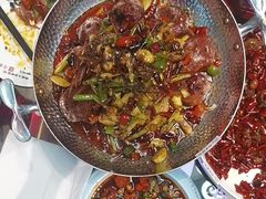 -路边边地标烧烤·川菜·小龙虾·音乐酒馆(良乡长虹店)