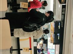 -麦当劳(轻轨曹杨路店)