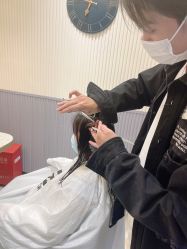 -PE SALON