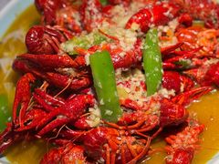 金湖蒜香龙虾-沪小胖·小龙虾(八佰伴店)