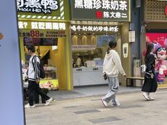 -万达广场(南昌红谷滩店)