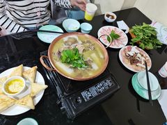 -藏味八珍特色火锅