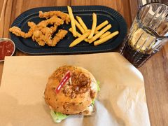 -必胜客(欢乐颂店)