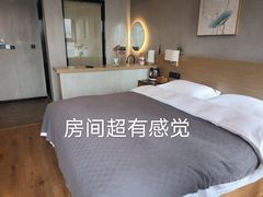 -闲隅江景艺术酒店(解放碑洪崖洞总店)