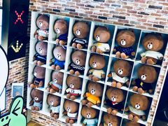 -LINE FRIENDS Garosu-gil Flagship Store