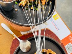 -包整·丝娃娃(一览甲秀楼风景店)