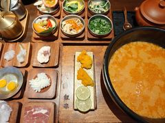 -银米·云南传统过桥米线(双廊黑金冠店)
