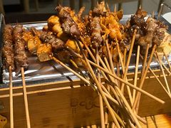 -烤满分·东北烧烤(首经贸店)