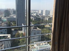 -上海漕河泾万丽酒店