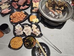-啊美丽炭火烤肉(滑翔一店)