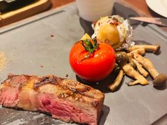 -恰餐厅及酒吧 CHAR Bar & Grill (北京丽都皇冠假日店)