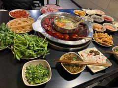 -洞亭火锅(防空洞总店)