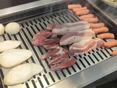 -臻牛烤肉