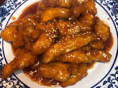 -何哥鲜鱼餐厅(龙湖花园店)