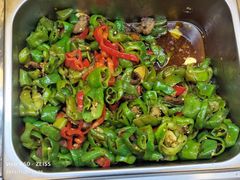 -尕盼舍连锁餐饮大盘鸡拌面王(中和美食街店)