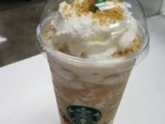 杏仁星冰乐-STARBUCKS COFFEE(Roppongi Keyakizaka-dori)