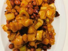 宫保鸡丁-付掌柜在成都·热炒砂锅集(金禾店)