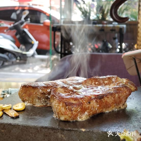 乐厨简餐碳烤牛扒