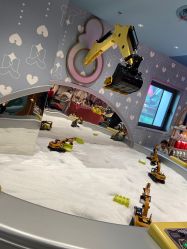 -奈尔宝家庭中心·亲子餐厅(北京东坝万达店)