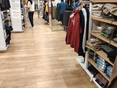 -优衣库(北京首开福茂宋家庄购物中心店)