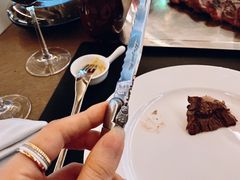 小蜜蜂刀-恰餐厅CHAR Grill(北京三里屯洲际店)