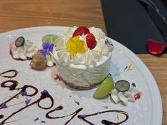 -Mark&Mars Restaurant