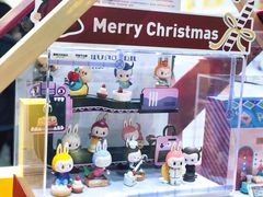 -泡泡玛特POPMART(上海环球港店)