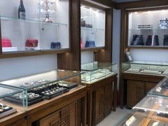 -品真阁华夏典当行(四通桥店)