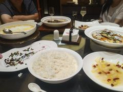 -新天明砂锅鱼头煲