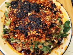 -拈签一笑黄牛肉辣卤串串