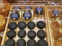 -昆明冠生园·蛋糕·面包(朗悦湾店)