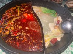 -鸿姐老火锅(疁城新天地店)