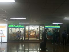 -全家便利店(莲花池东路店)